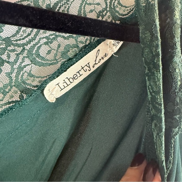 Liberty Love Women Lace green long sleeve blouse Size: L - Picture 8 of 13